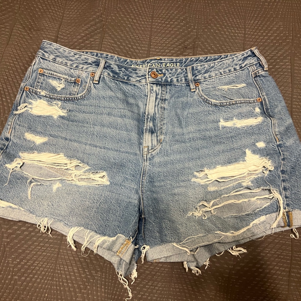 AE low rise denim Tom girl shorts